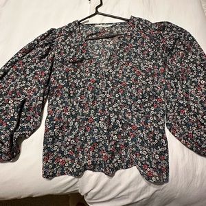 Floral Balloon Sleeve Top